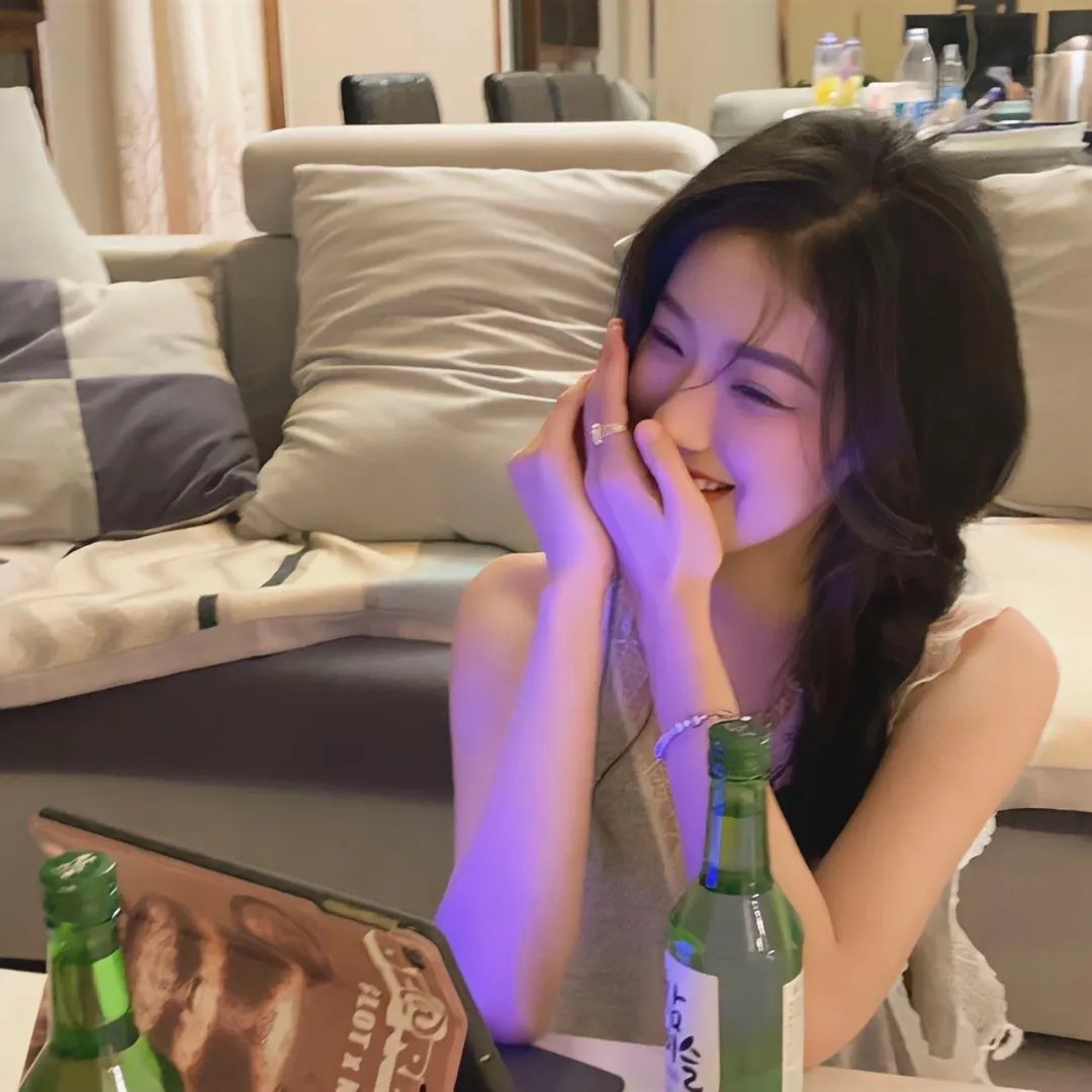 斯嘉丽小姐和公爵第三季封面
