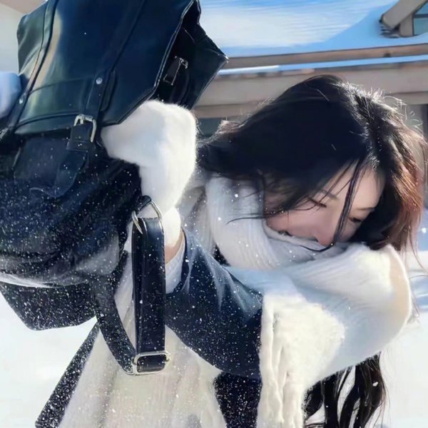 爱欲来袭时封面
